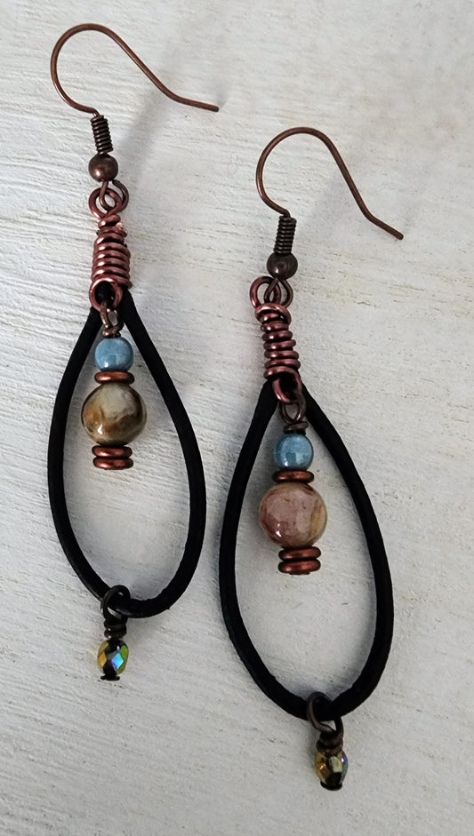 Leather Loop Earrings with Agate Beads - Wolf Moon Designs